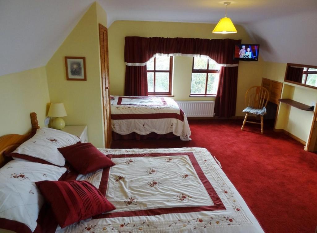 Glenmore House Ballycastle Oda fotoğraf